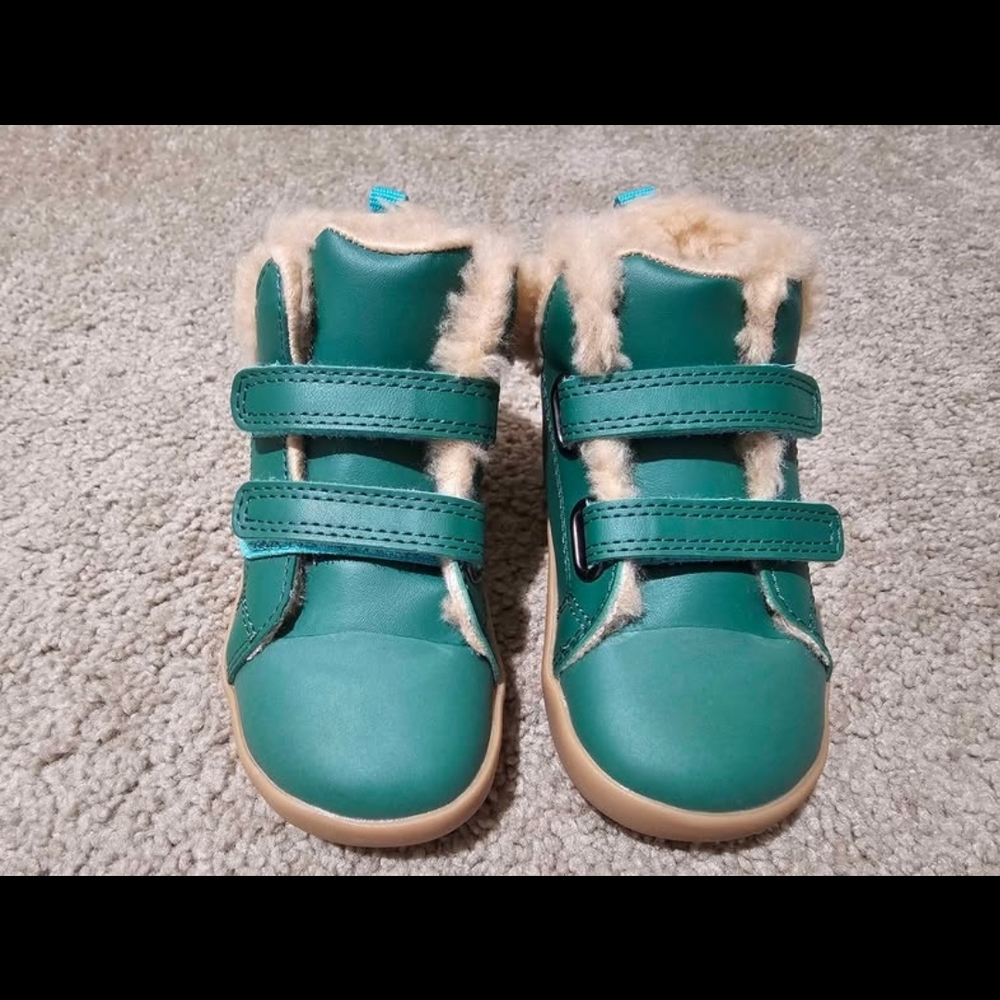 Cozy Green Fur-Lined Kids Boots